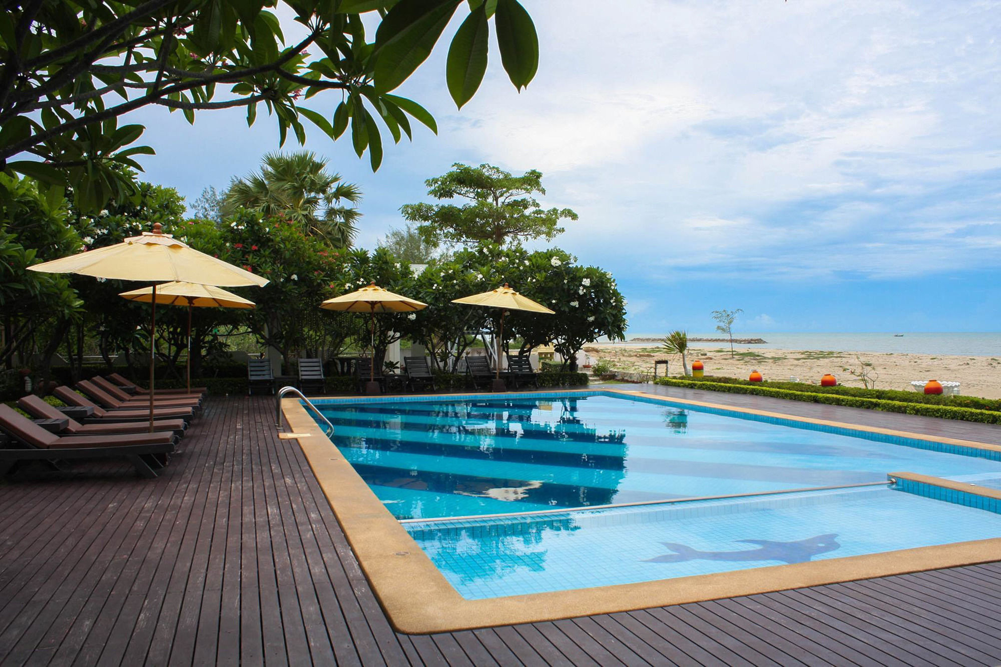 Chez Nous Boutique Resort Haad Khao Samran Eksteriør bilde