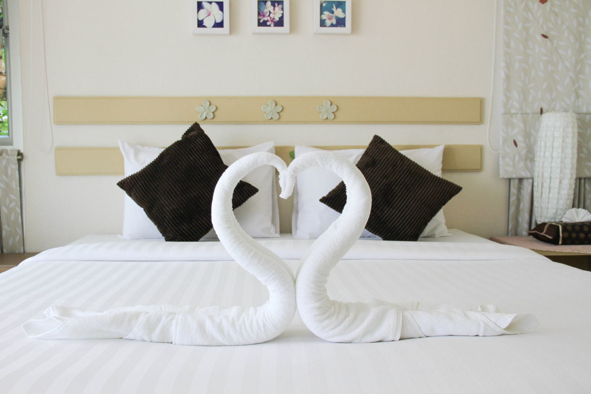 Chez Nous Boutique Resort Haad Khao Samran Eksteriør bilde